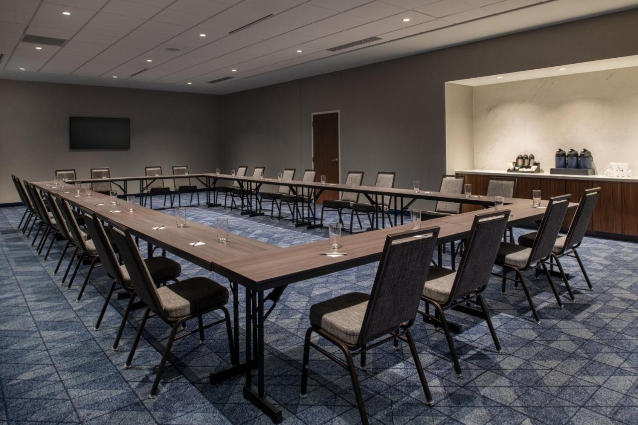 Hotel Courtyard By Marriott Olympia Esterno foto
