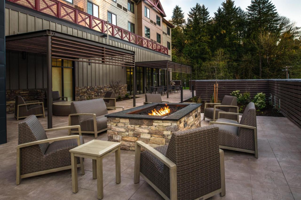 Hotel Courtyard By Marriott Olympia Esterno foto