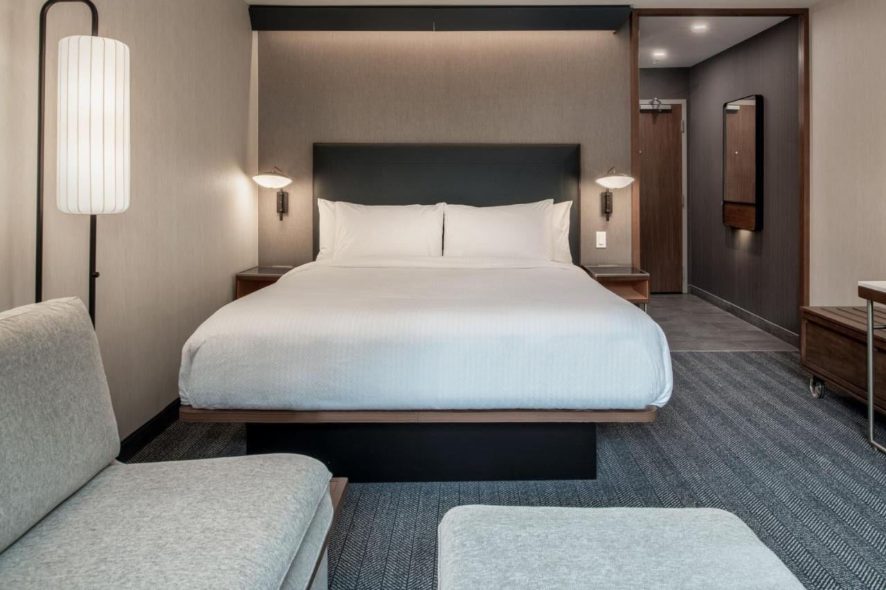 Hotel Courtyard By Marriott Olympia Esterno foto